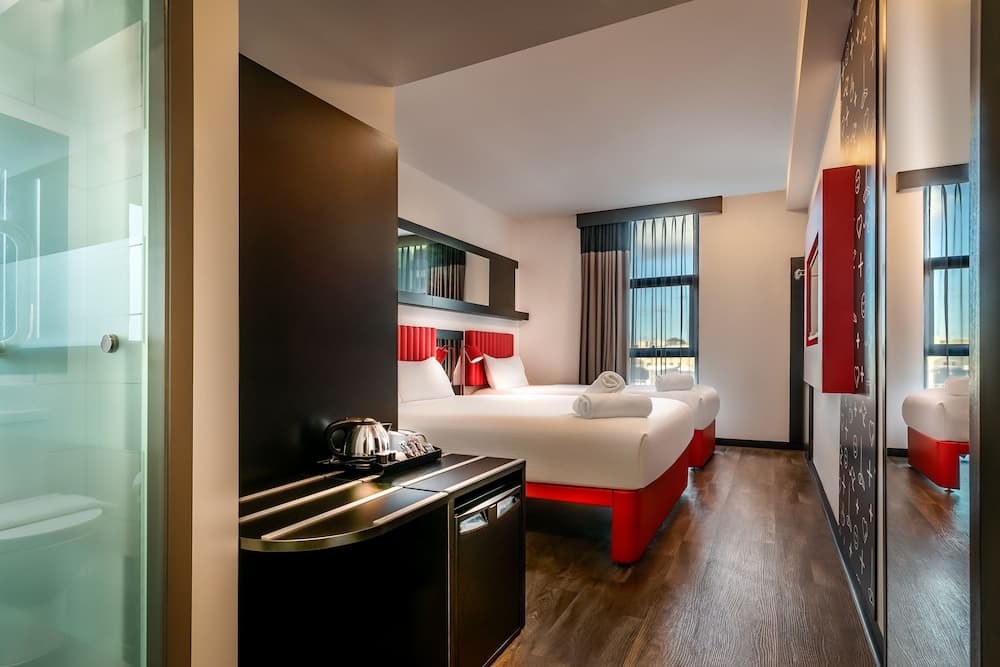 Essence Hotel Carlton