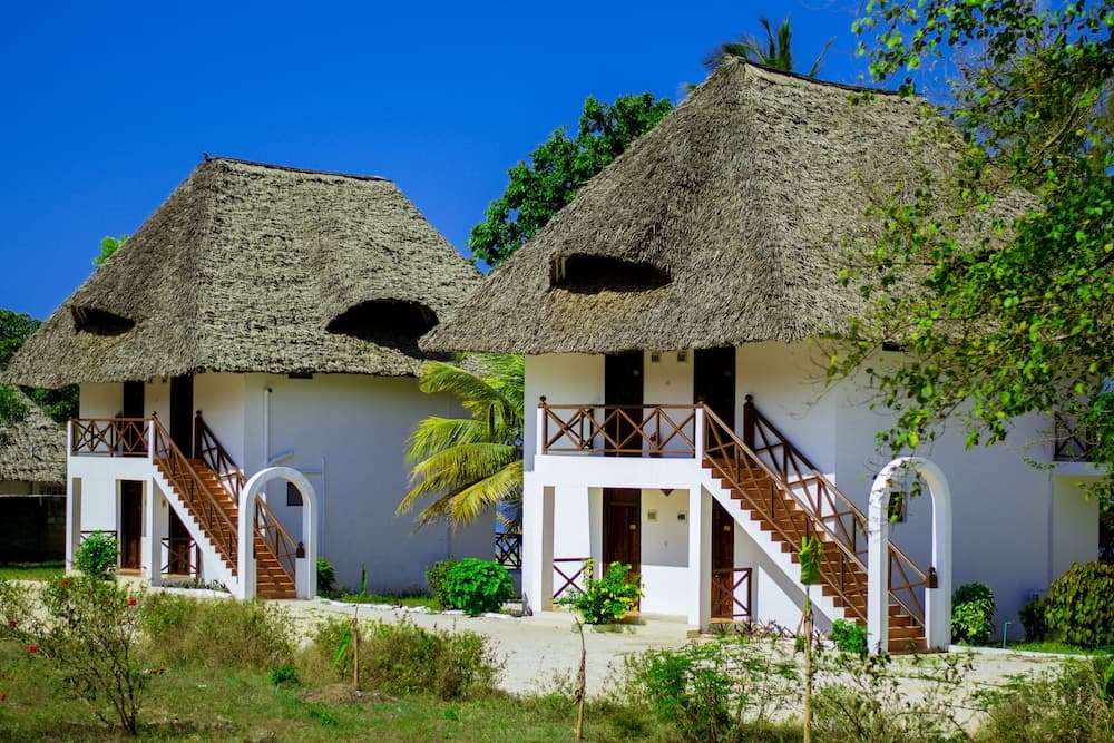 Antonio Beach Hotel and Spa