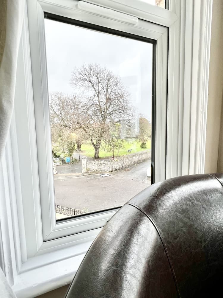 Devon House Guest House