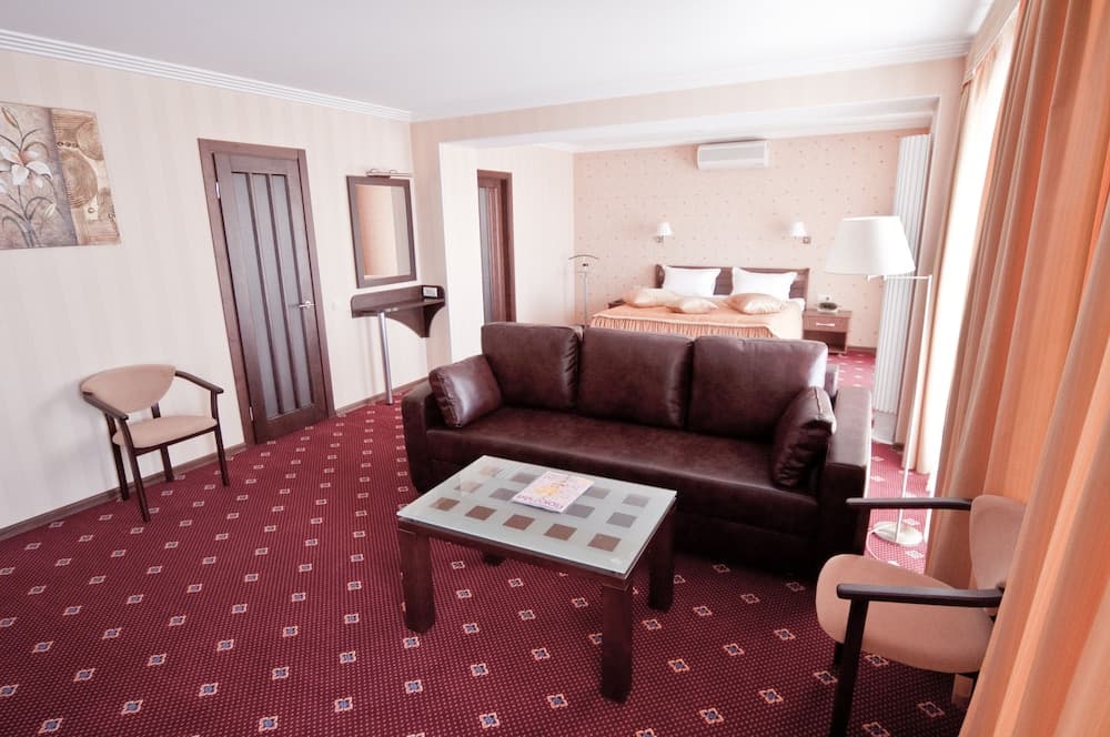 Grand Marine Spa Hotel