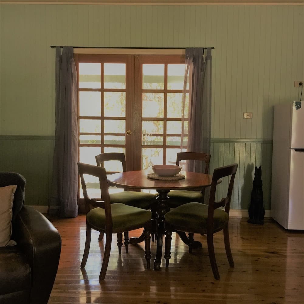 Telegraph Retreat Cottages