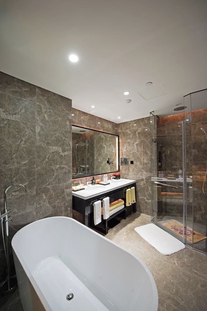 Rainbird International Hotel