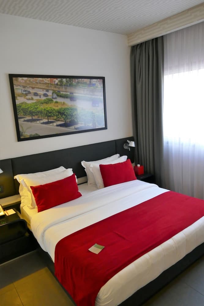 The Smallville Hotel