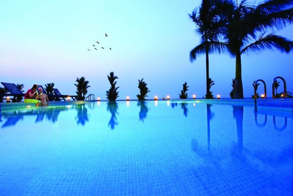 Leisure Vacations Goldfield Lake Resort