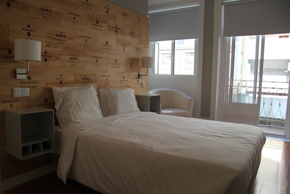 Decanting Porto House