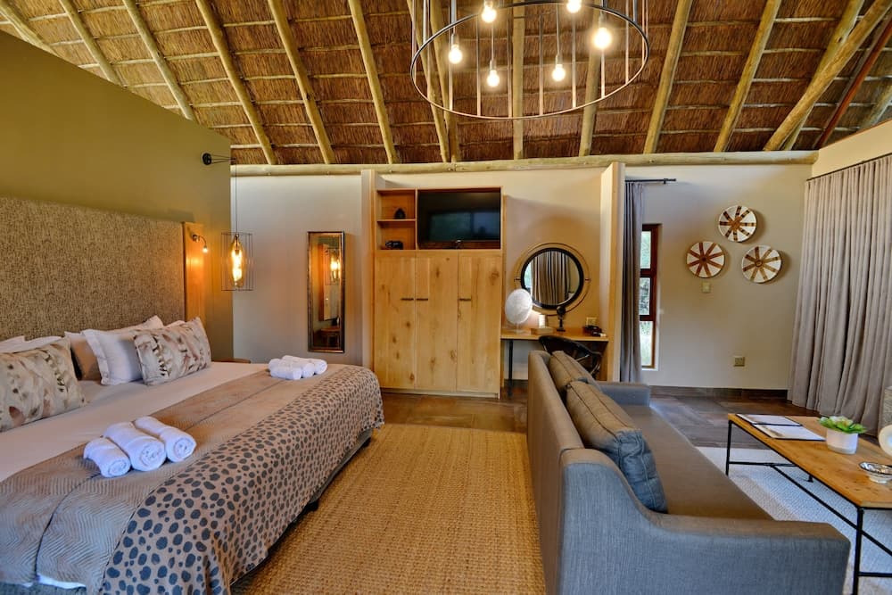 Black Rhino Game Lodge