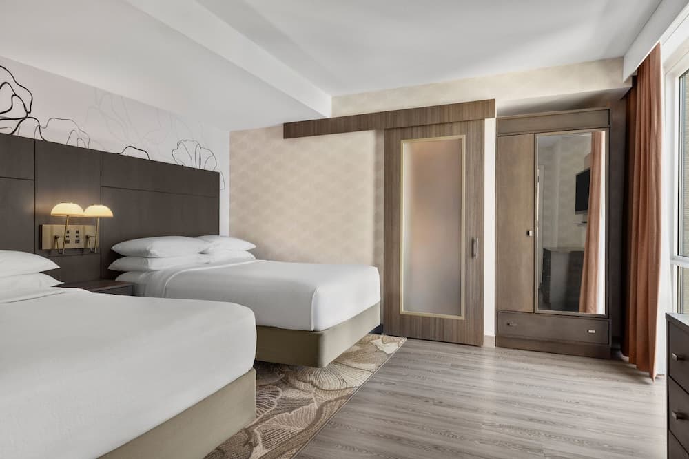 Courtyard by Marriott New York Manhattan / Chelsea