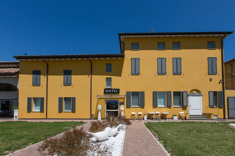 hotel image