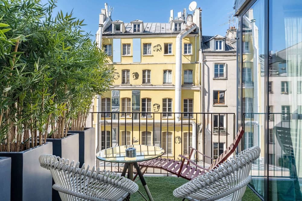 hotel image