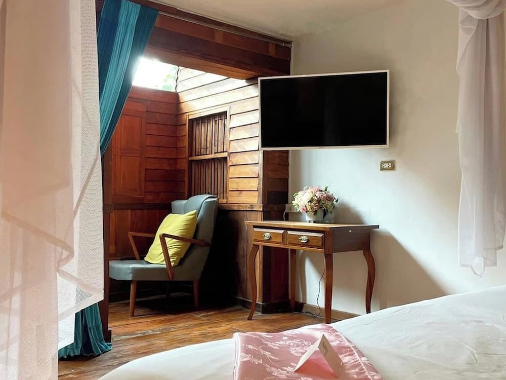 Seven Senses Guest House