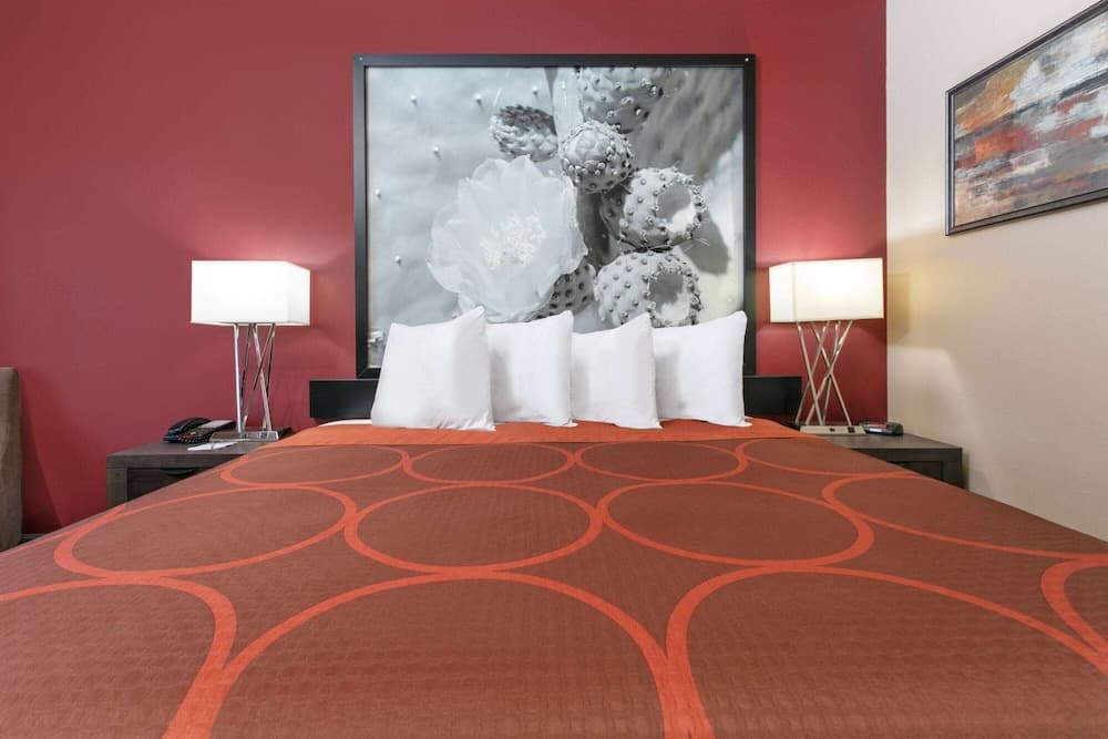 Super 8 by Wyndham Karnes City