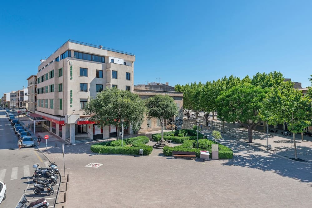 hotel image