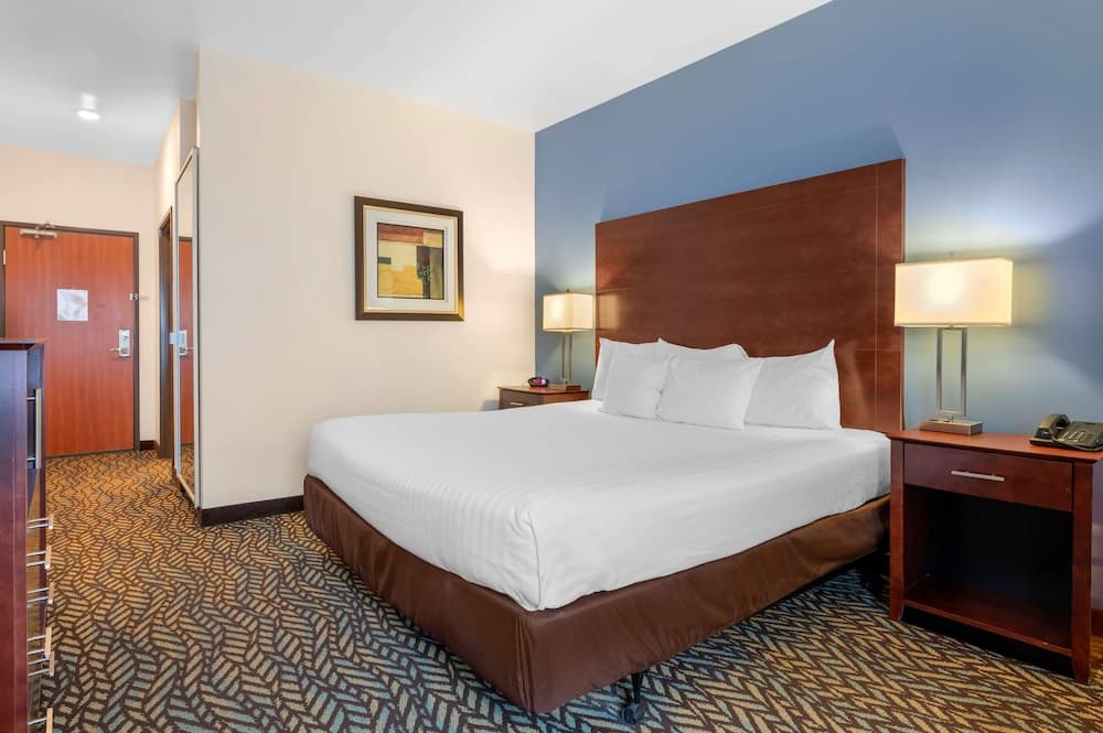 Best Western Plus Covered Bridge Inn