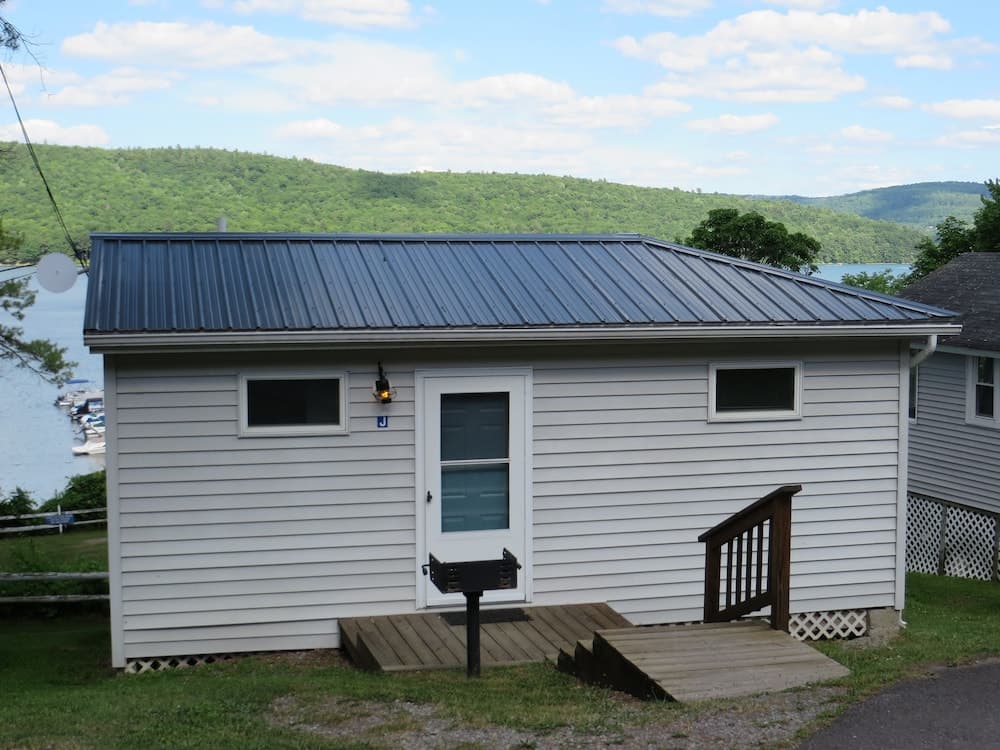 Bayside Inn & Marina