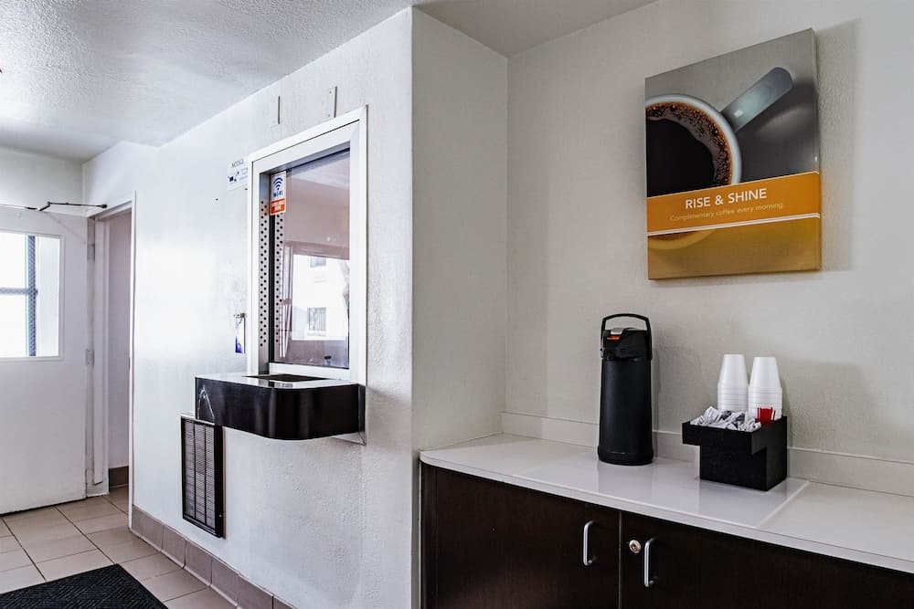 Motel 6 Palatine, IL - Chicago Northwest