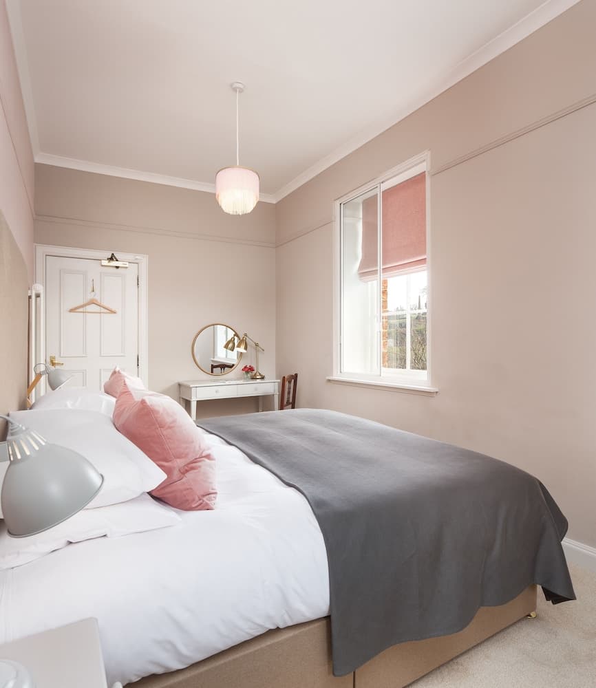 Cathedral House Hotel