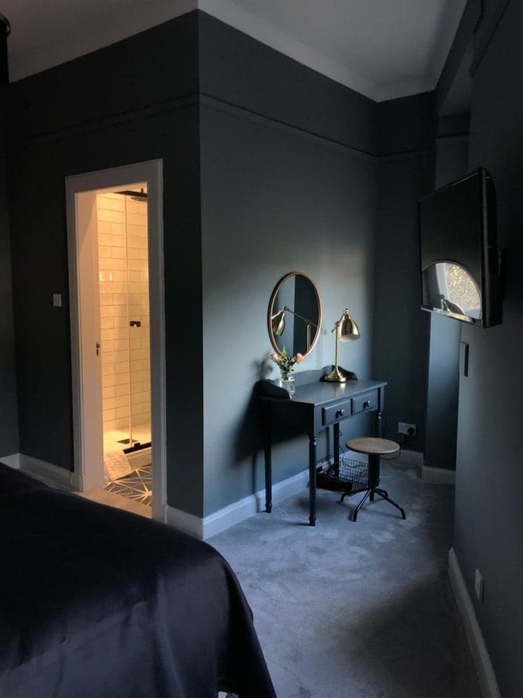 Cathedral House Hotel