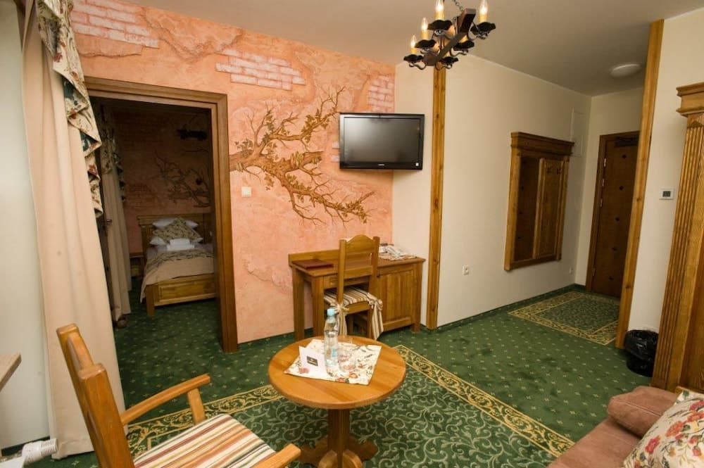 Hotel CARPATIA Bieszczadzki Gościniec