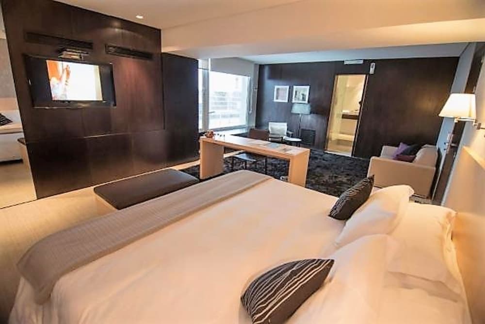 Salto Hotel & Casino