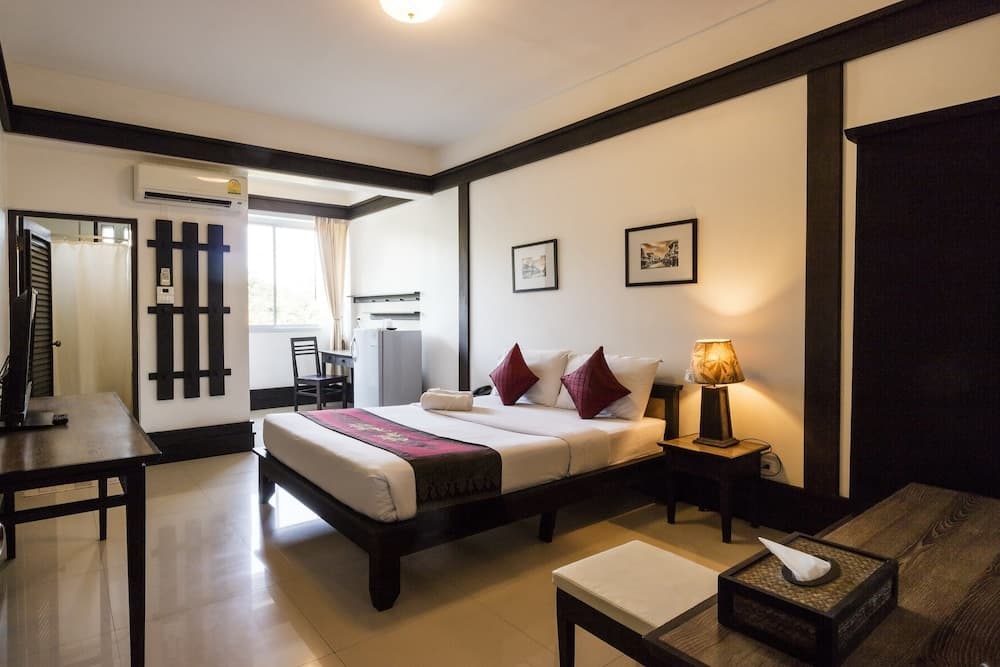 Sakulchai Place Hotel