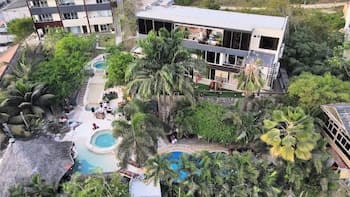 ME Hotel in Montañita Estates