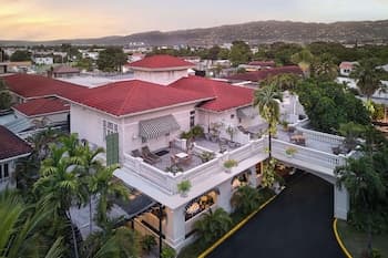 Terra Nova, BW Premier Collection