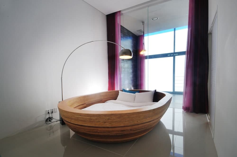 Haslla Art World Museum Hotel