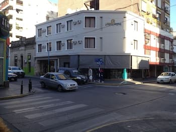 Lorenzo Suites Hotel