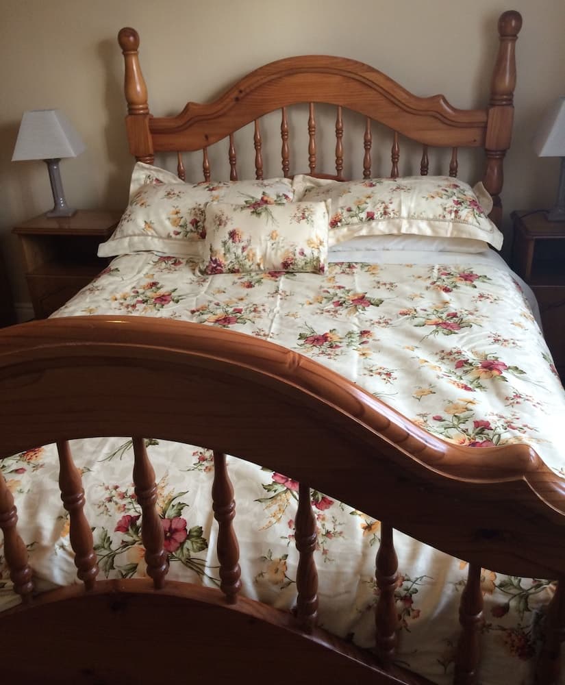 Hillview Farmhouse B&B