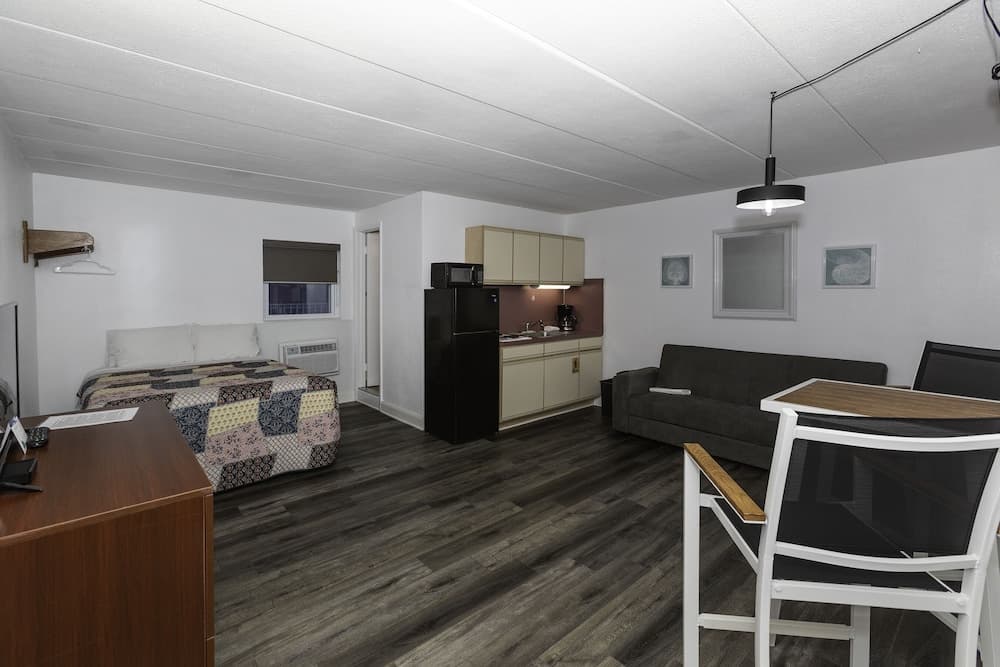 Alante Oceanfront Motel