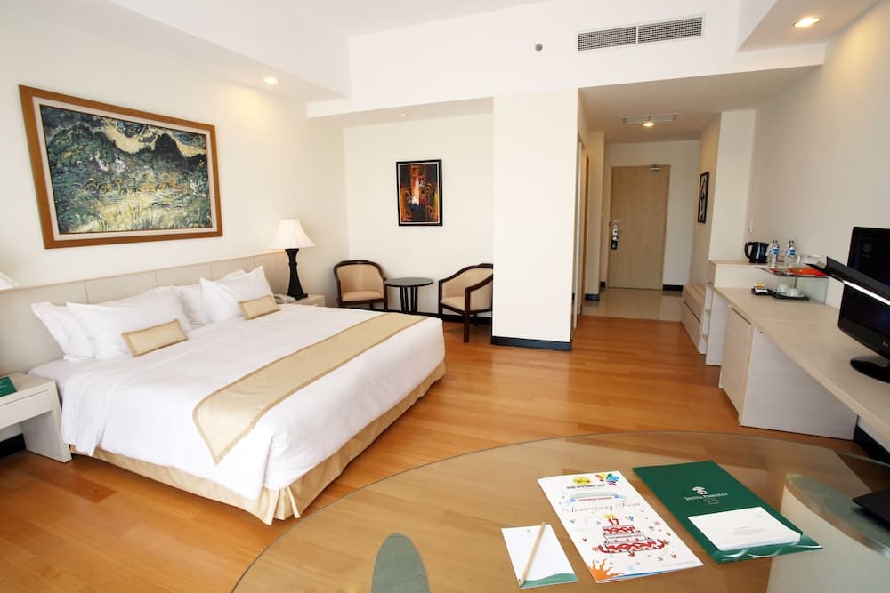 Sintesa Peninsula Hotel Manado