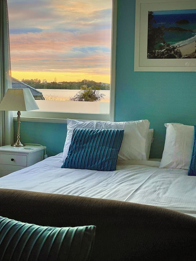 Harbour View Motel and Water Front Apartments