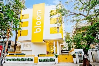 Bloom Hotel - Indiranagar