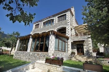 Emotions Country Resort