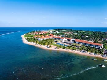 Amaya Beach Pasikudah