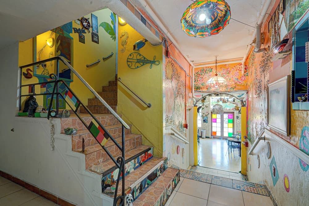 James Hotel - Near Miami Beach Convention Center