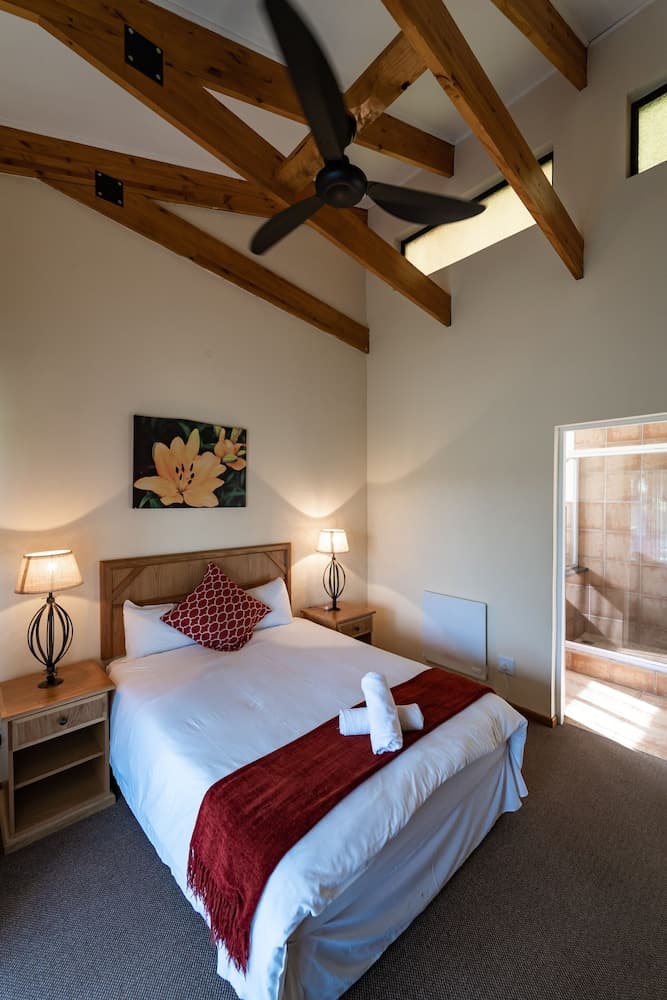 Gooderson Monks Cowl Golf Resort