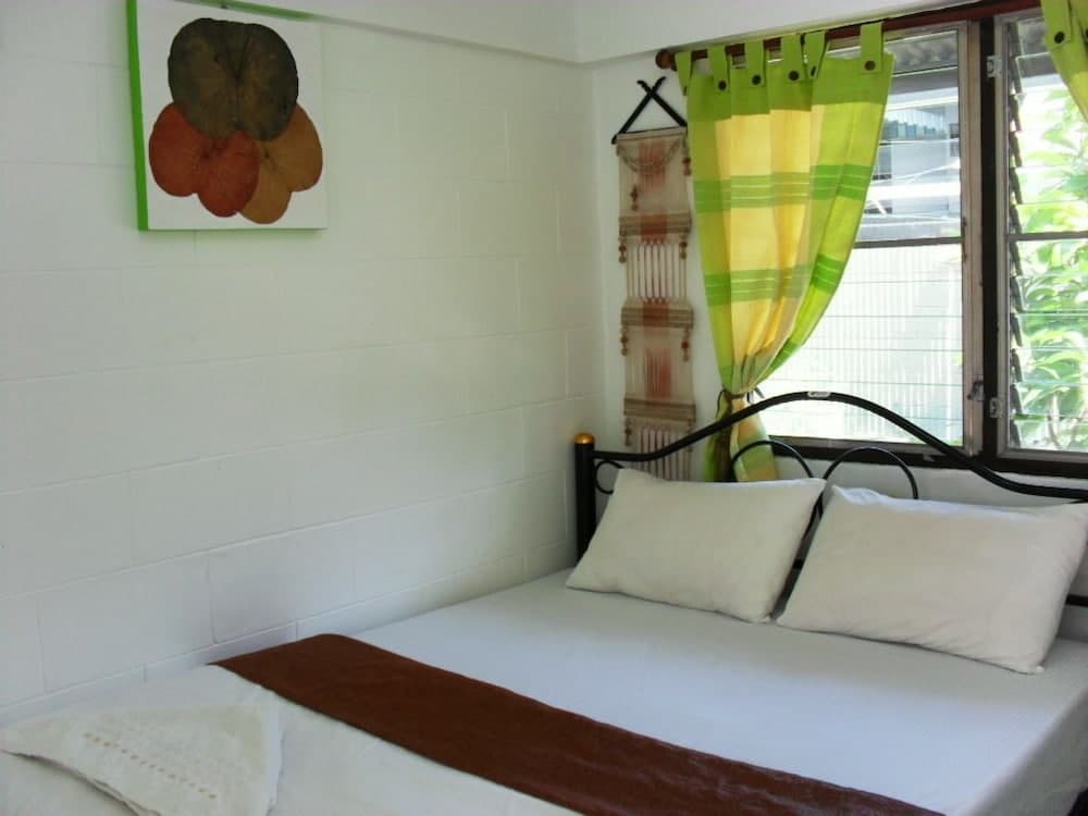 Naruncha Green House