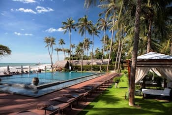 Aroma Beach Resort & Spa