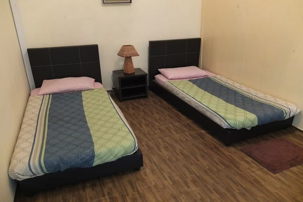 Muntri House - Hostel