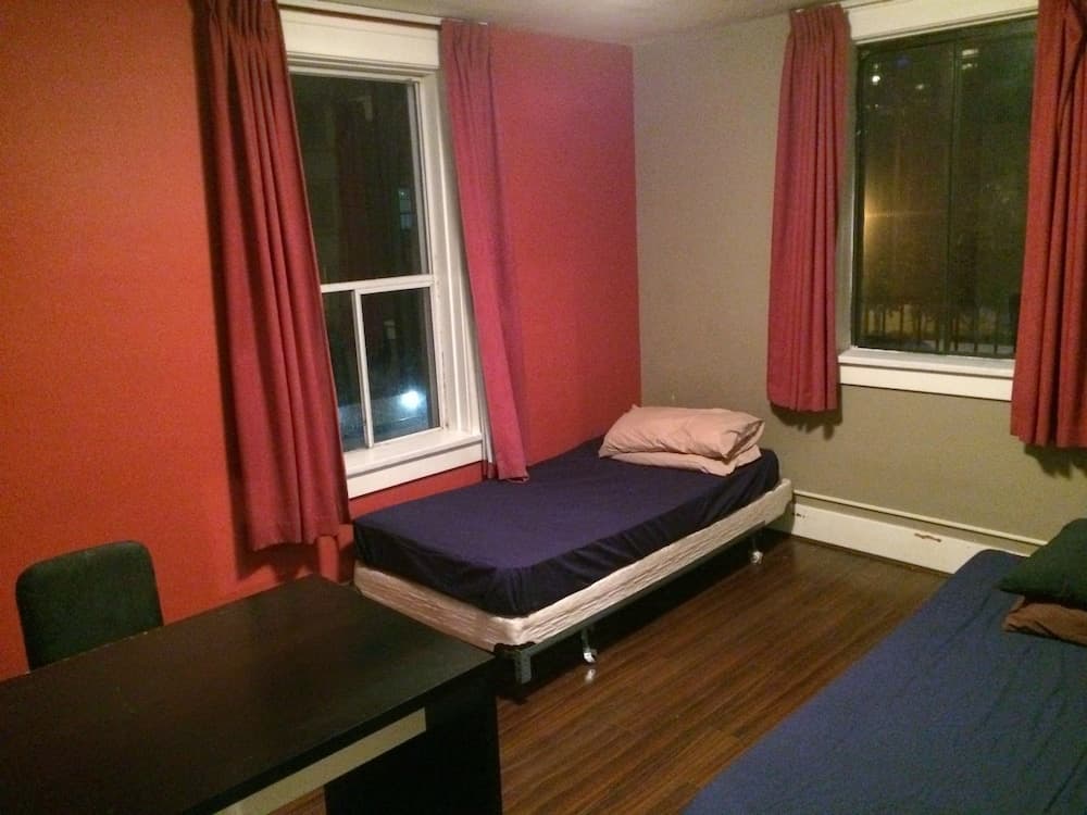 MondeLiving Robson Living