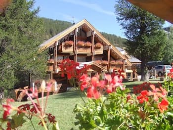 Chalet Hôtel L'Ecureuil