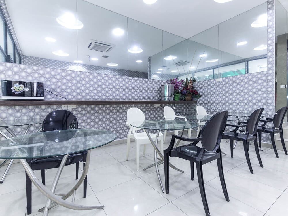 Victory Exclusive Hotel