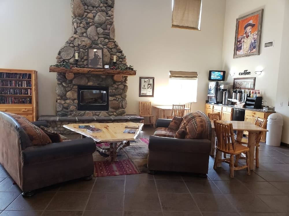 Cody Legacy Inn & Suites