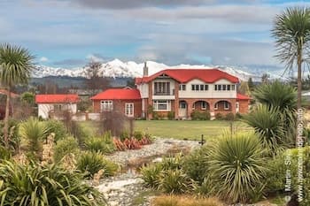 Te Anau Lodge