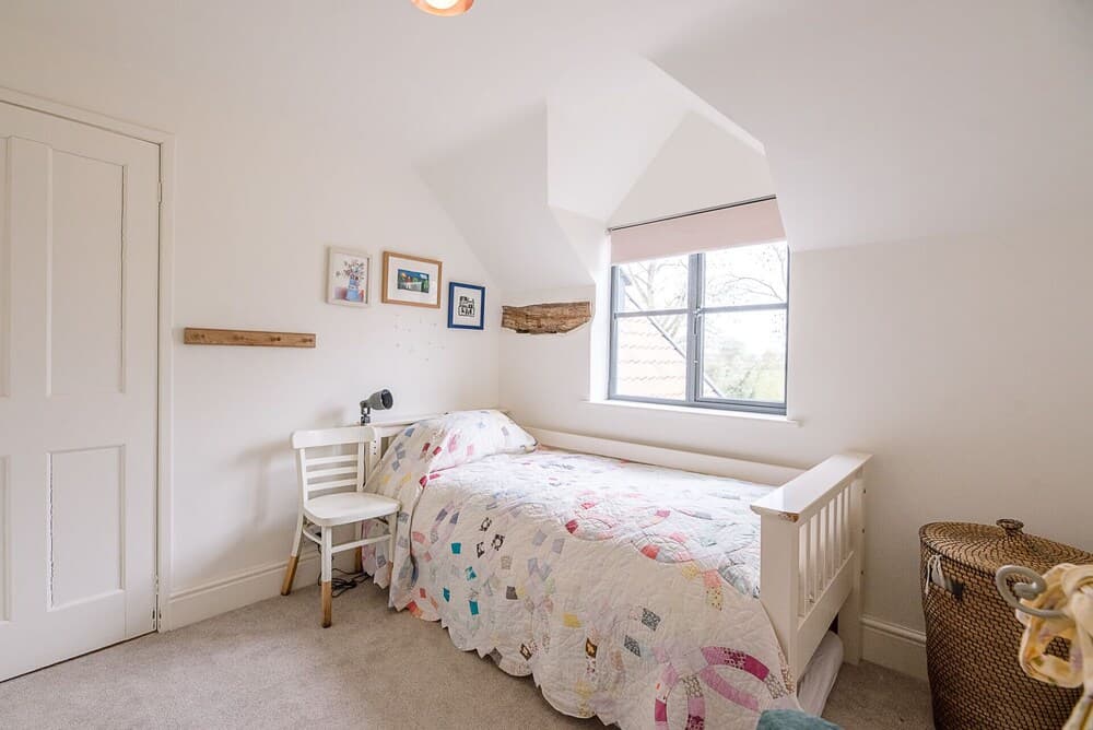 Red House Farm, East Green