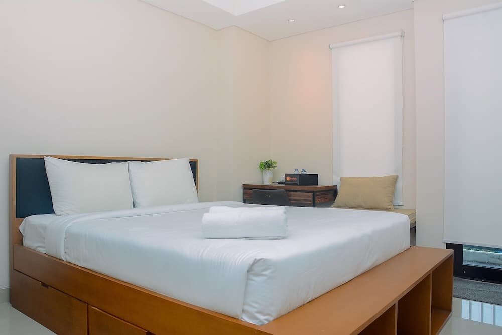 Comfy and Minimalist Studio Kebayoran Icon Apartment
