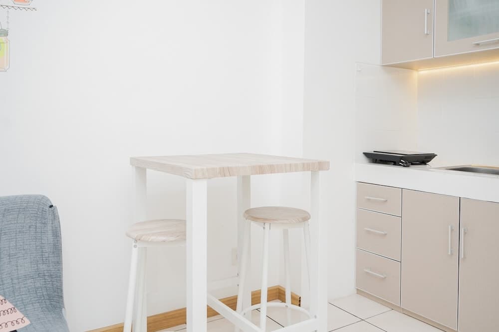 Comfort and Spacious 2BR Apartment M-Town Residence