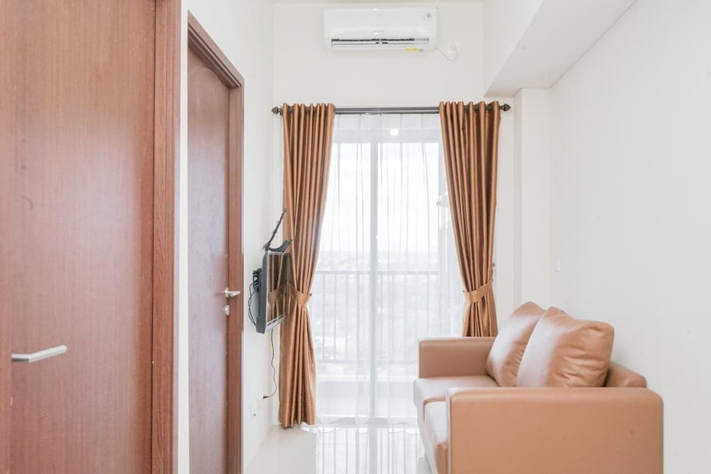 Comfy 2BR Apartment at Parkland Avenue