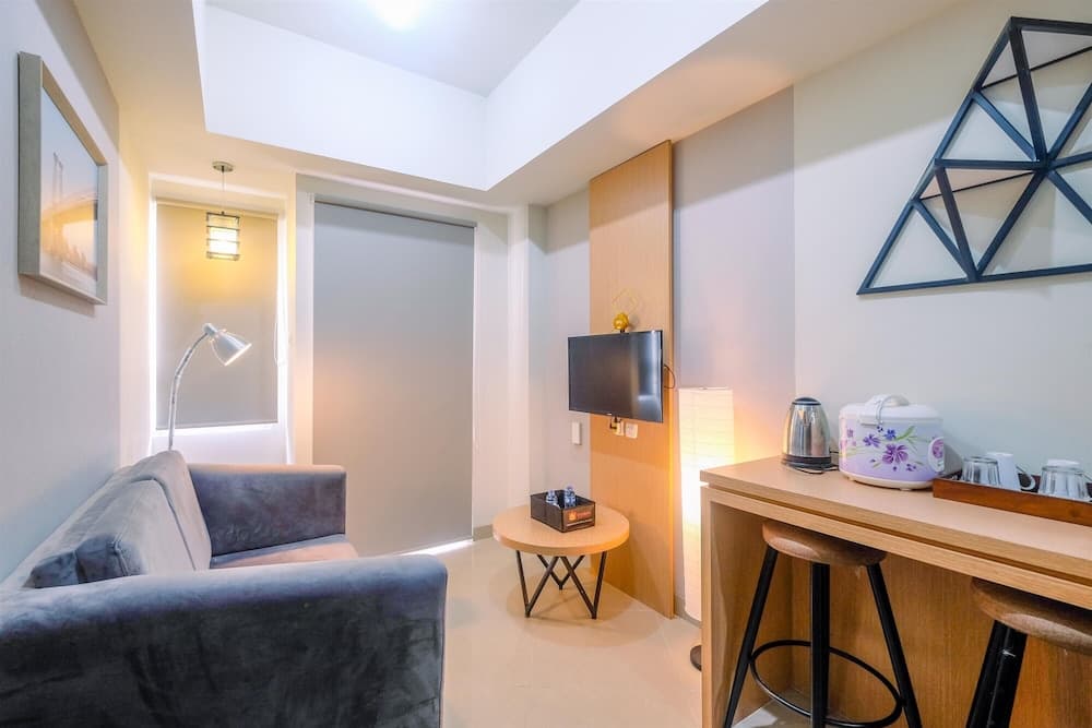 Comfort 1BR Apartment at Mustika Golf Residences